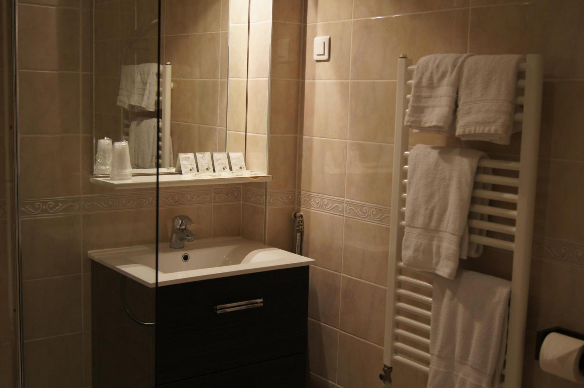 L'harmony Hotel *